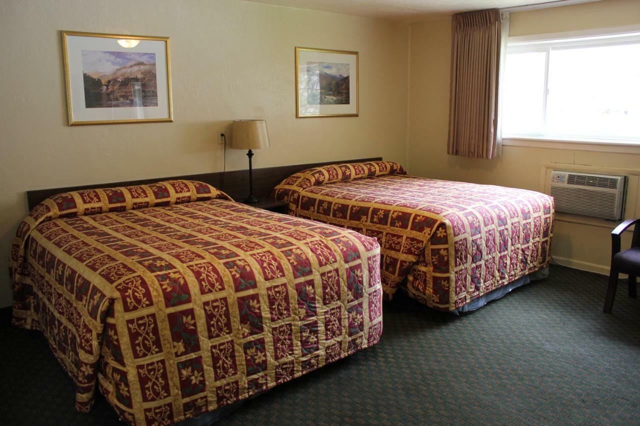 Lava Spa Motel & Rv 熔岩温泉村 外观 照片
